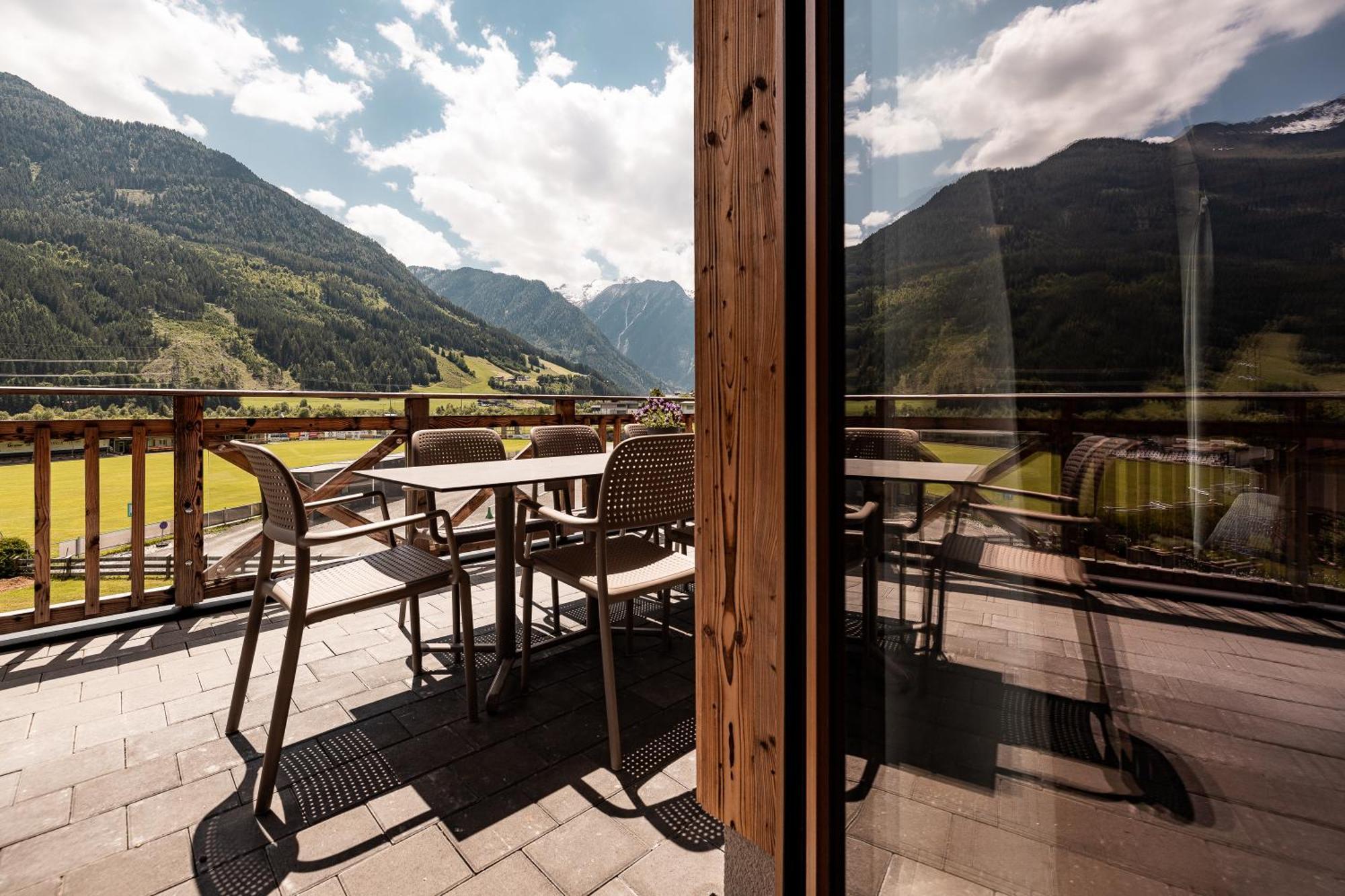 Wildkogel Resorts - Das Neukirchen นอยเคียร์เชน อัม โกรสเวเนดิเกอร์ ภายนอก รูปภาพ