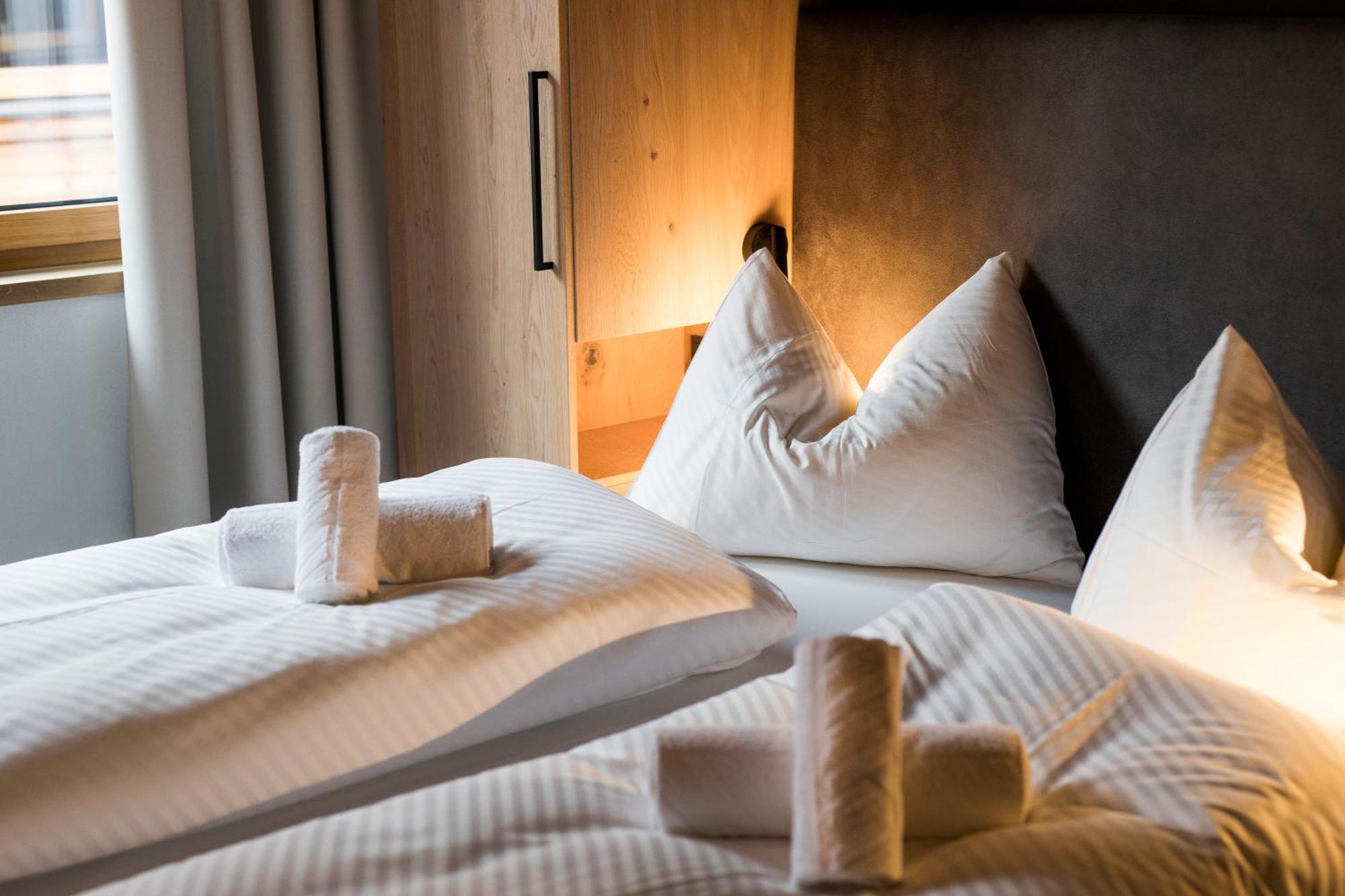 Wildkogel Resorts - Das Neukirchen นอยเคียร์เชน อัม โกรสเวเนดิเกอร์ ห้อง รูปภาพ